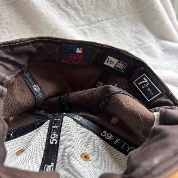 New Era 59Fifty Toronto Blue Jays Fitted Cap Brown Tan Graphic Print Size 7 1/4 - Picture 7 of 10